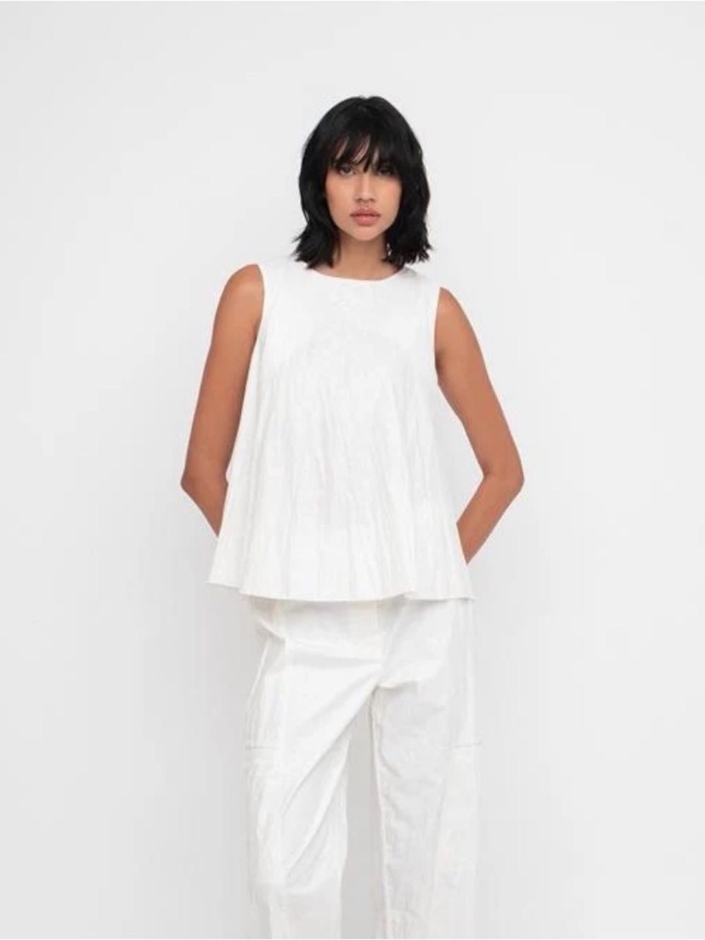 Ozai N Ku White Hale Crinkle Pleated Tank Top Swing A-Line Size Small Lagenlook